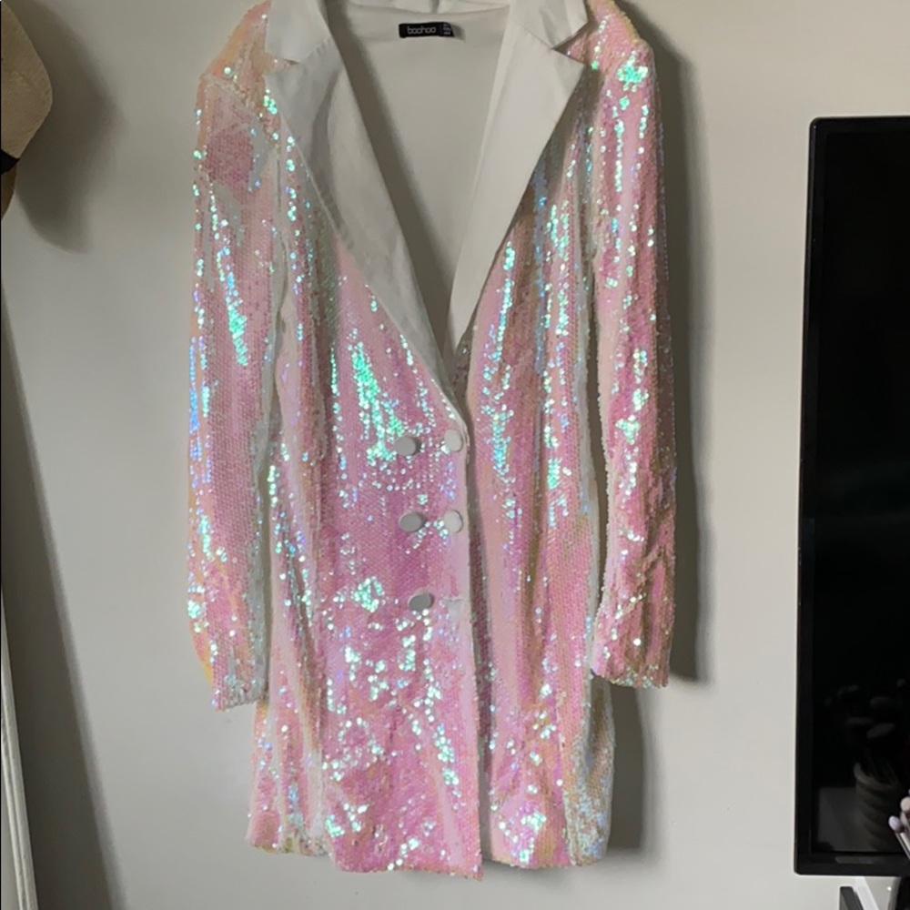 White sequins dress
